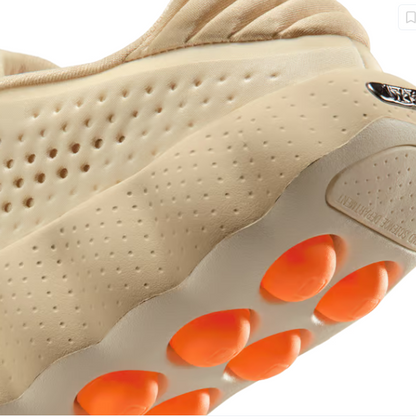 NIKE MIND 002 Light Khaki