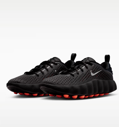 NIKE MIND 002 Black Hyper Crimson